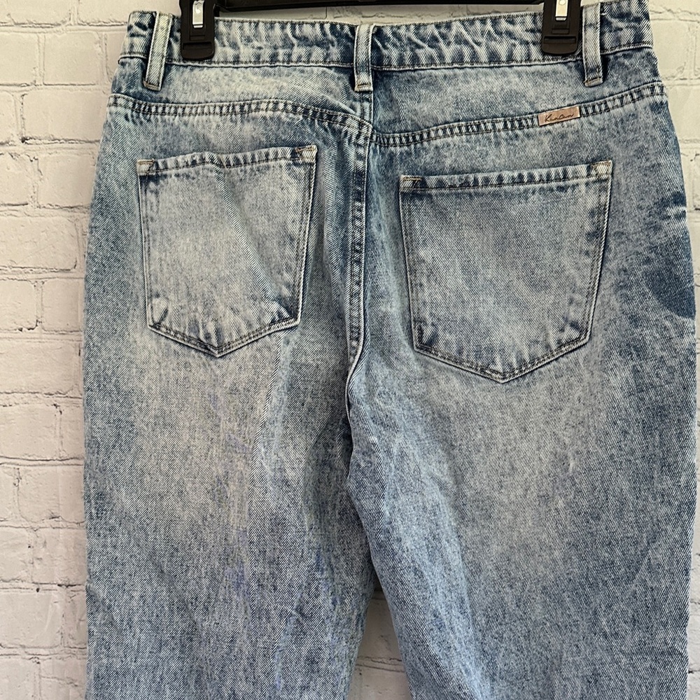 KanCan Light Wash Distressed Ripped Jeans - Picture 7 of 10